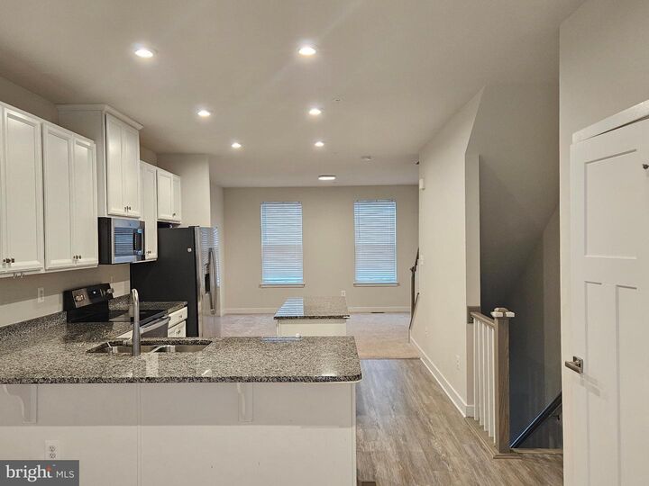 Property Photo: 553 Levanna Lane MD 21060