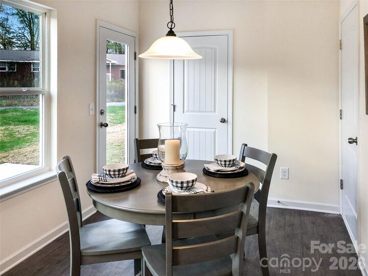 Property Photo:  624 Rowe Crossing Drive 37  NC 28658 