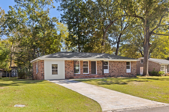 Property Photo: 339 Holly Avenue SC 29445
