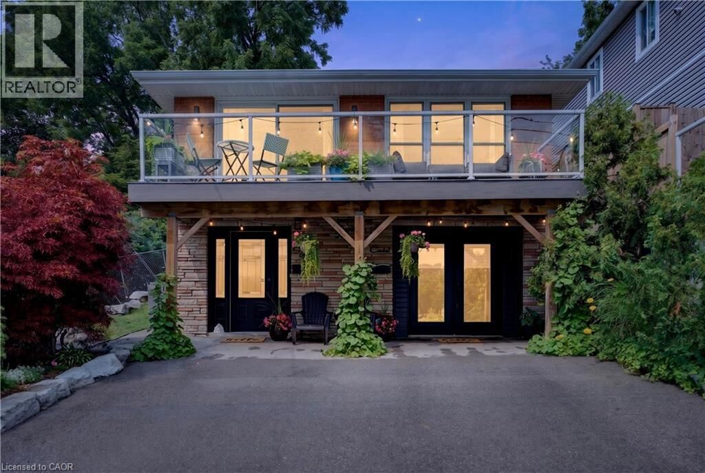 Property Photo:  592 Aberdeen Avenue 1  ON L8P 2T1 