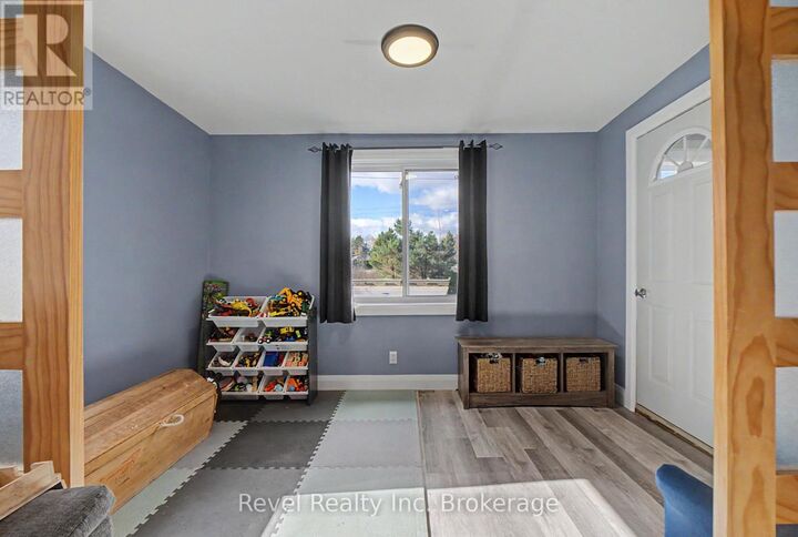 Property Photo:  94 Highway 522 B  ON P0H 2L0 