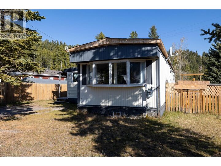 Property Photo:  1555 Newgate Crescent Crescent  BC V0B 1H0 