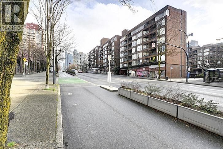 Property Photo: 1330 Burrard Street 517 BC V6Z 2B8