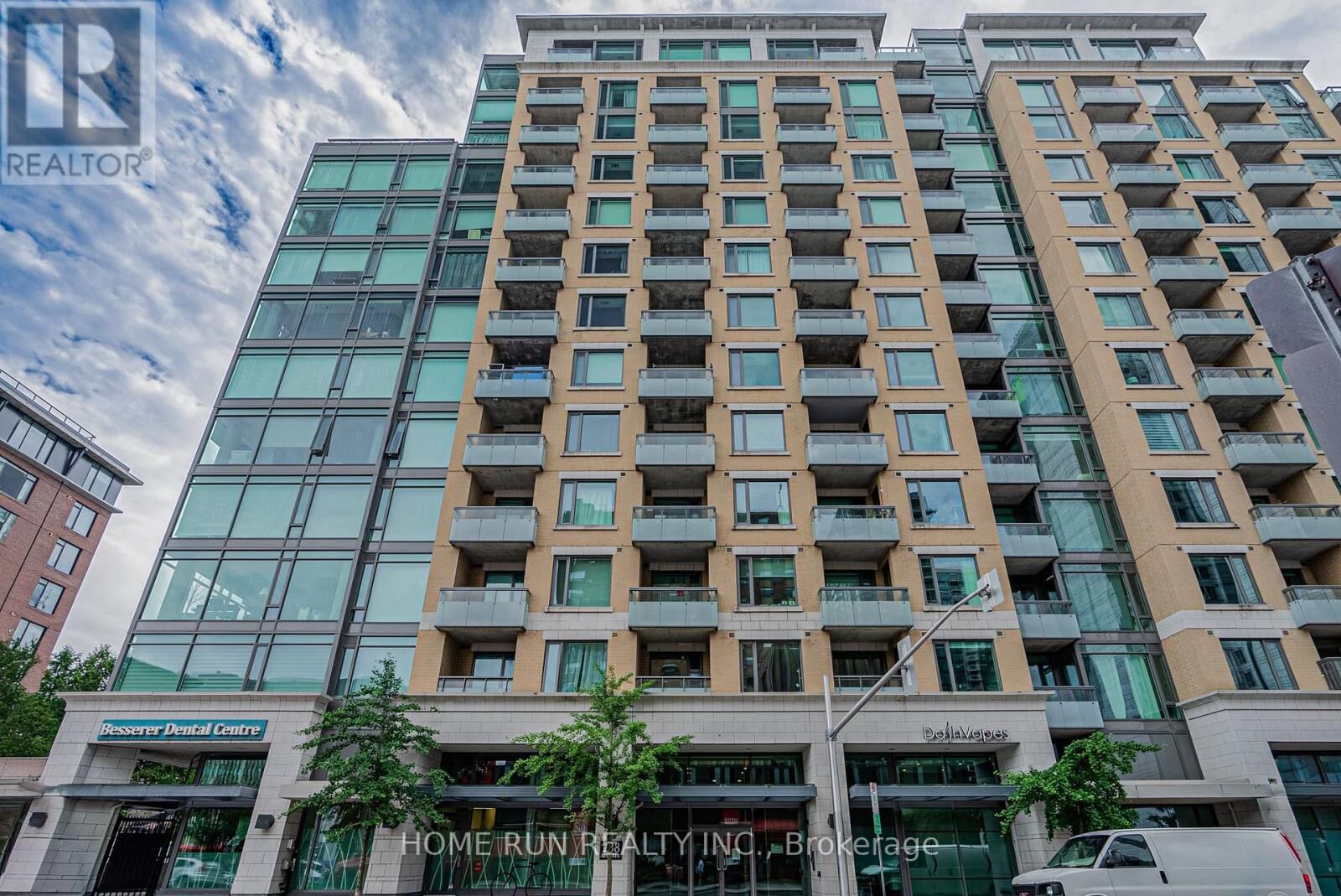 Property Photo: 238 Besserer Street 1407 ON K1N 6B1
