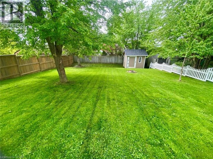 Property Photo: 43 Beckett Boulevard ON N4G 5N2