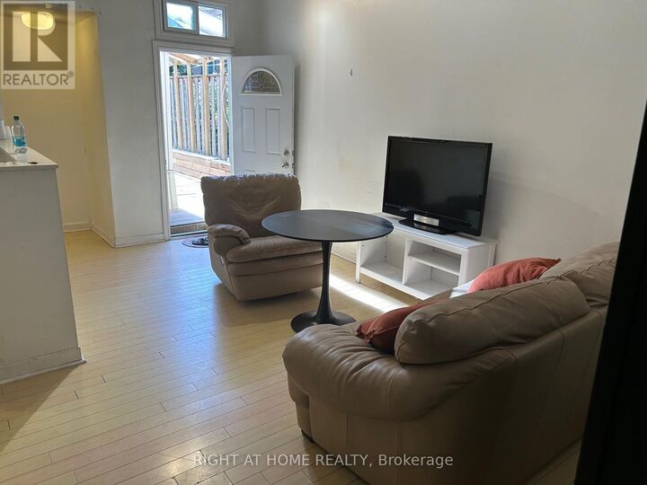 Property Photo: 210 McCaul Street B ON M5T 1W5