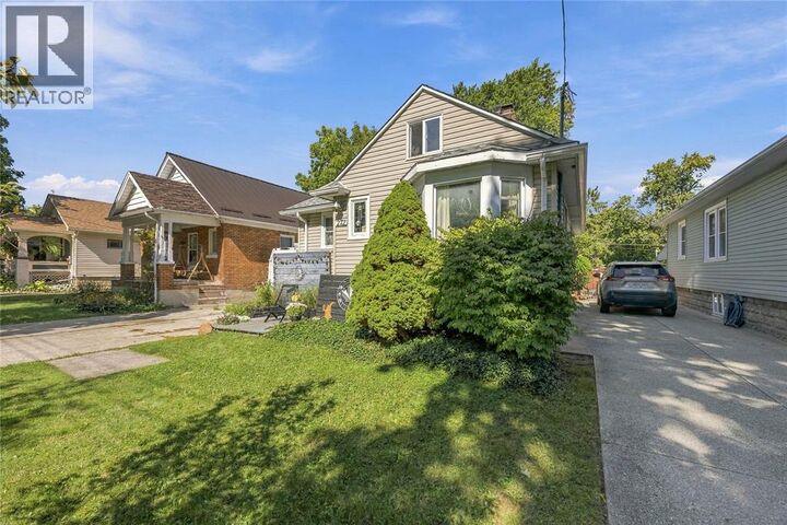 Property Photo: 272 Kathleen Avenue ON N7T 1E3