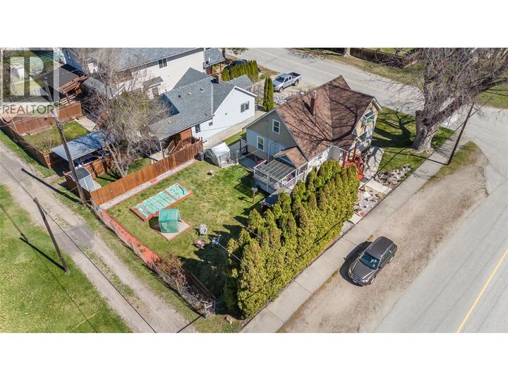 Property Photo:  701 4th Street  BC V1N 2B7 
