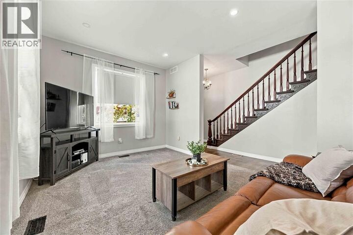 Property Photo:  16 Union Street  ON N0N 1J0 