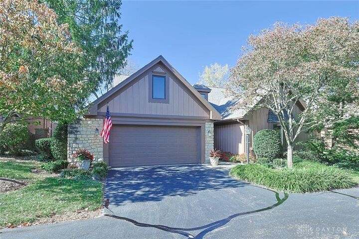 Property Photo: 625 Renolda Woods Court OH 45429