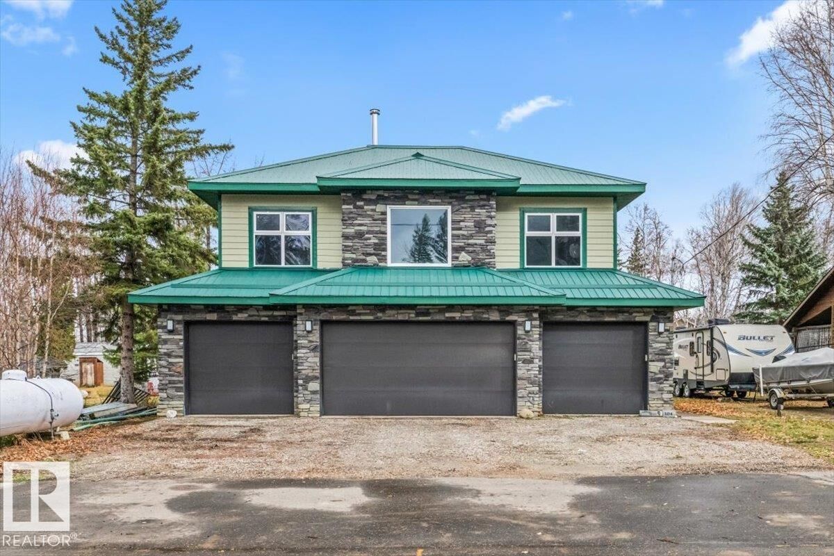 Property Photo:  304 55230 Rge Rd 10  AB T8R 0K4 