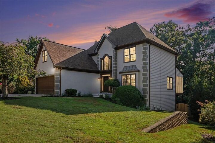 Property Photo: 900 Secret Cove Drive GA 30518