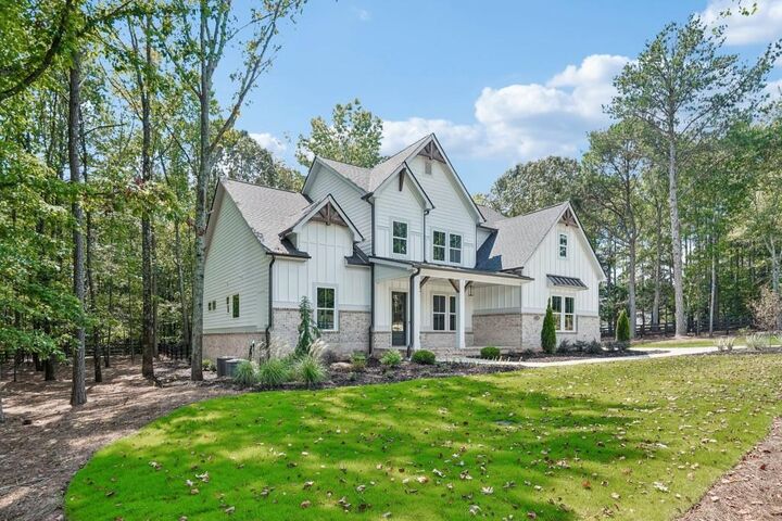 Property Photo:  2390 Glade Overlook  GA 30041 