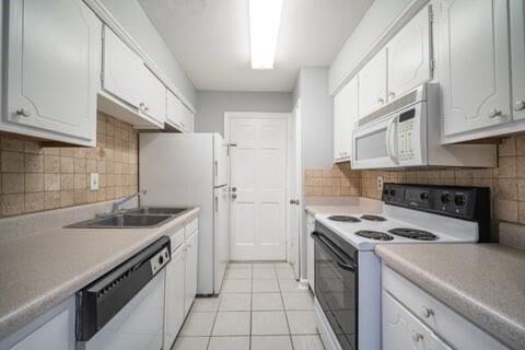 Property Photo:  153 Rue Fontaine  GA 30038 