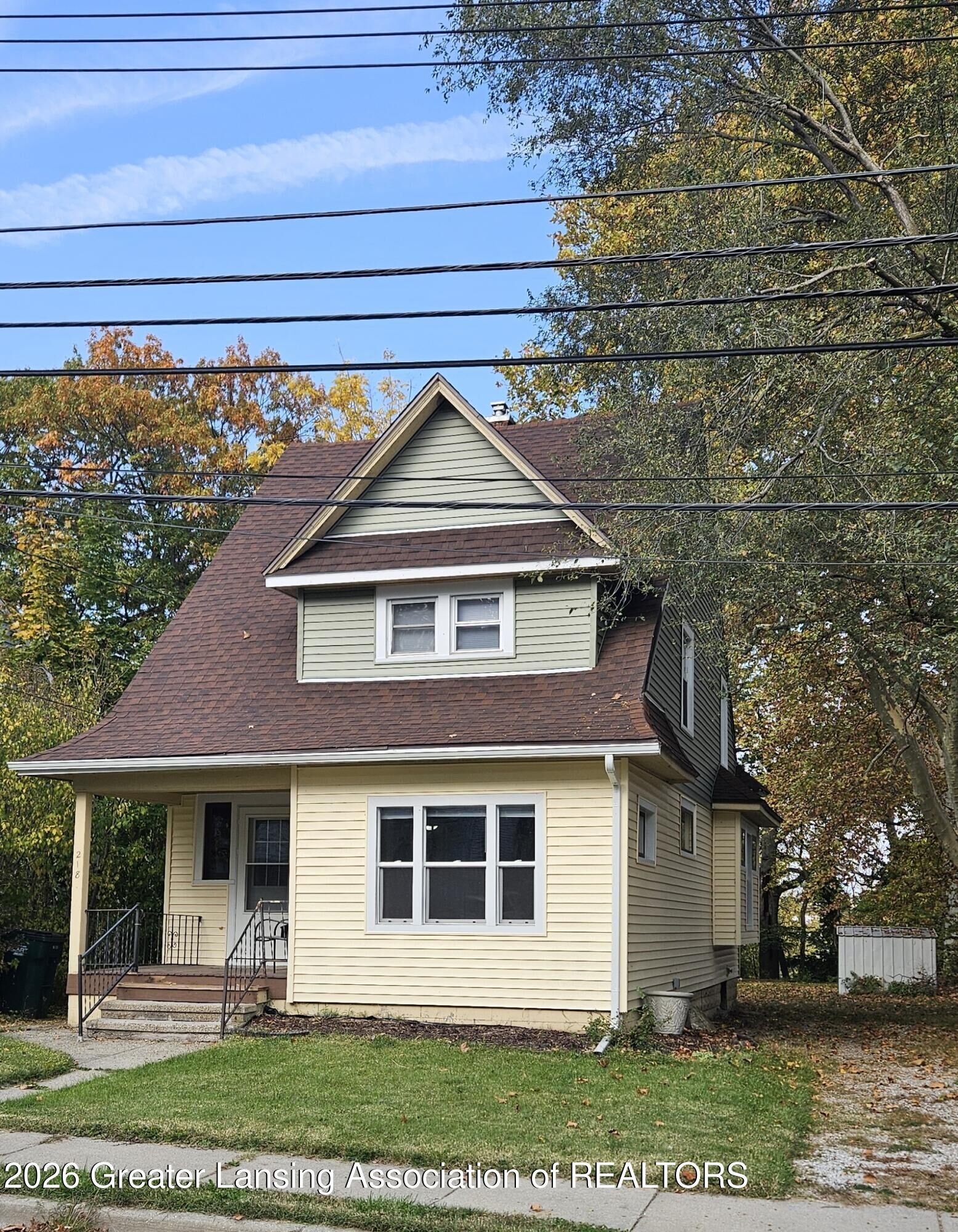 Property Photo:  218 Woodlawn Avenue  MI 48910 