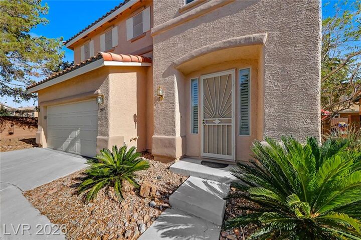Property Photo: 999 Whispering Grove Avenue NV 89123