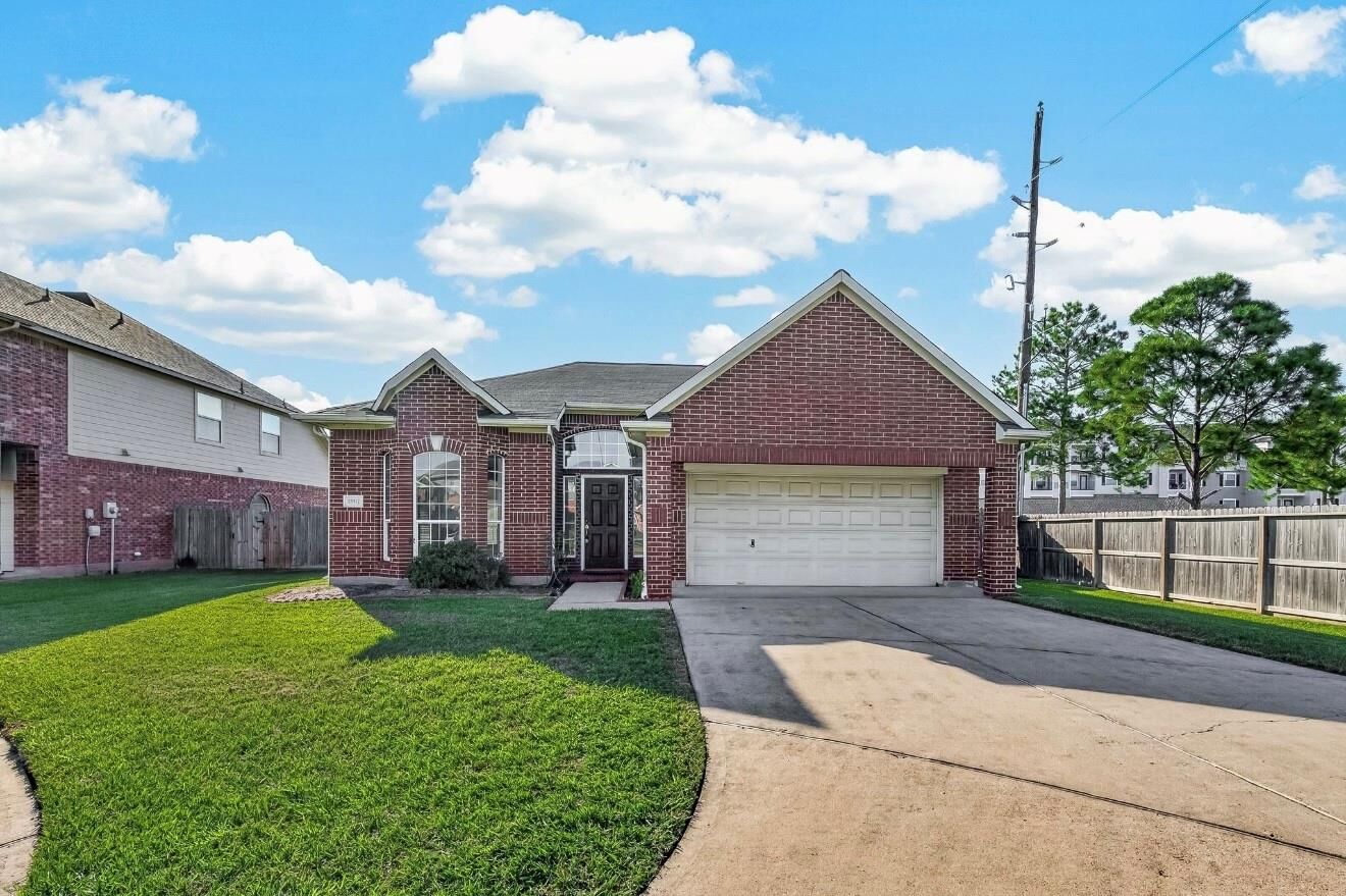 Property Photo: 2902 Tara Gables Ct TX 77082