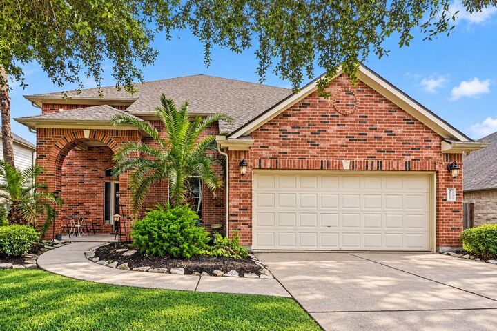 Property Photo: 4112 S Meridian Greens Drive TX 77539