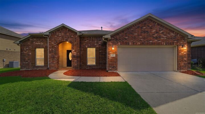 Property Photo: 7618 Willow School Drive TX 77389