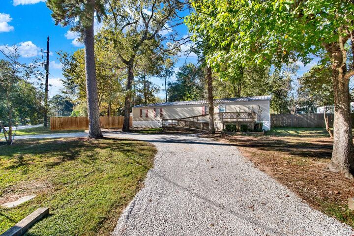 Property Photo: 17319 Butera Road TX 77355