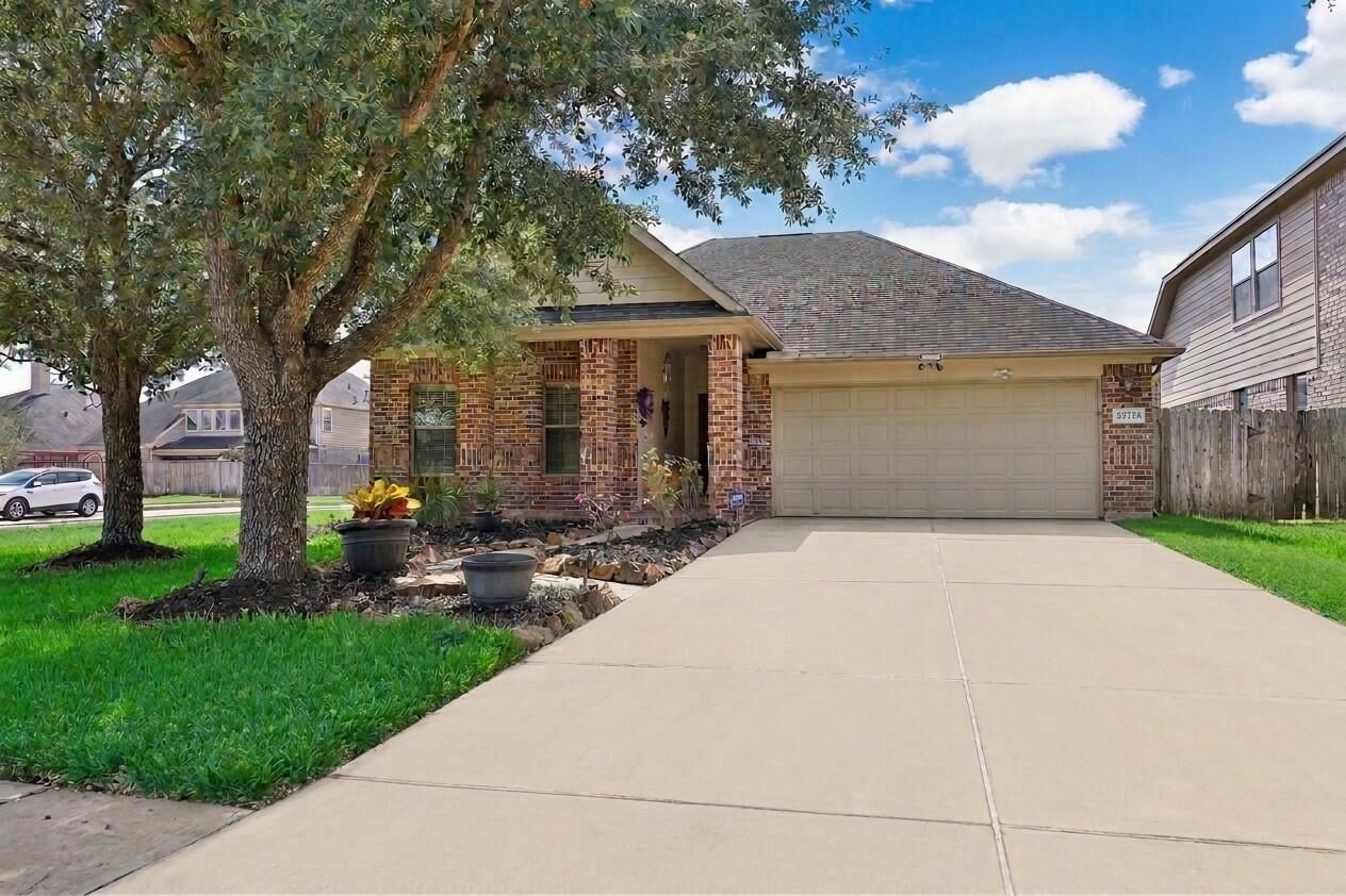 Property Photo:  28103 Canyon Wren Drive  TX 77494 