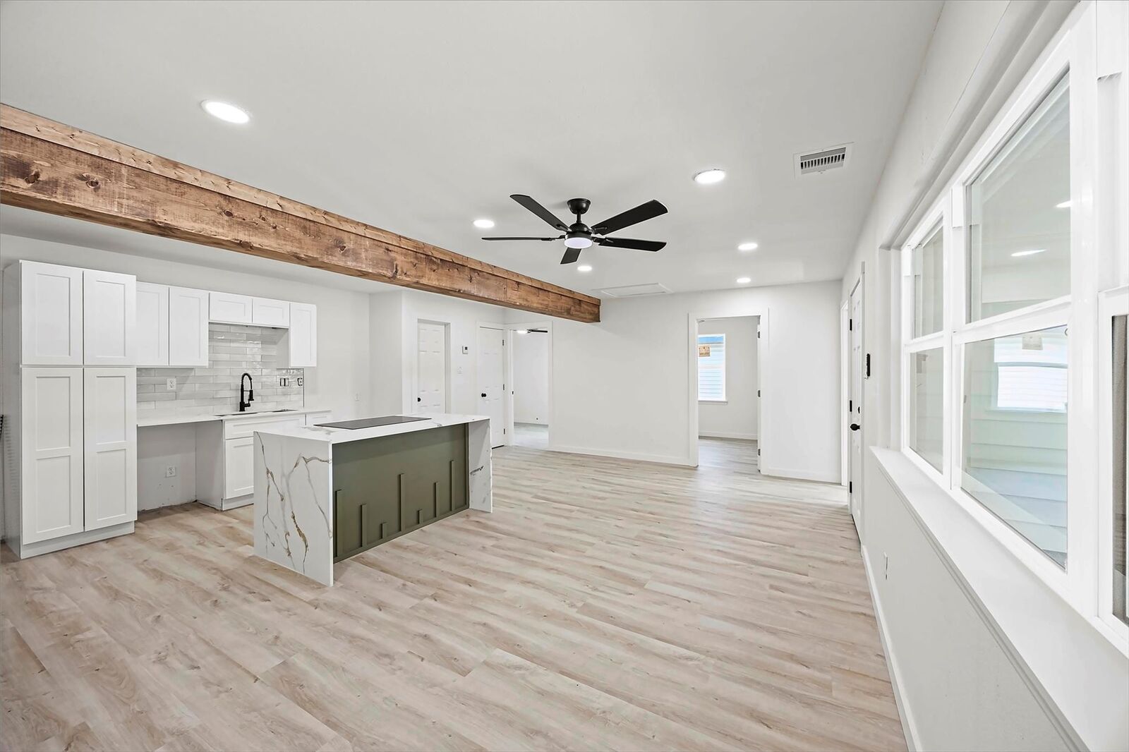 Property Photo: 2509 Thomas Avenue TX 77506