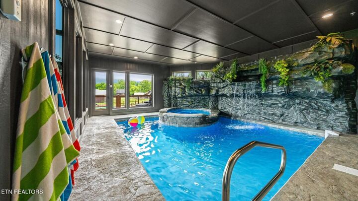 Property Photo: 3034 Wonder Meadows Lane TN 37862