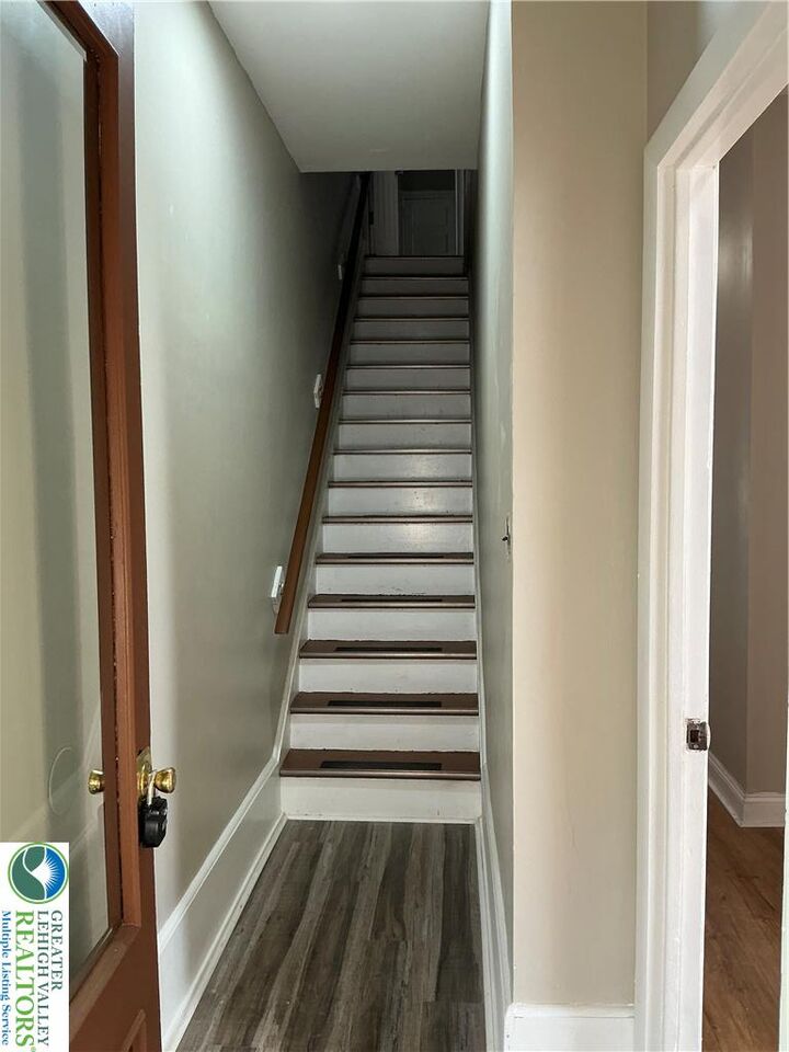 Property Photo: 19 S Madison Street 2 PA 18102
