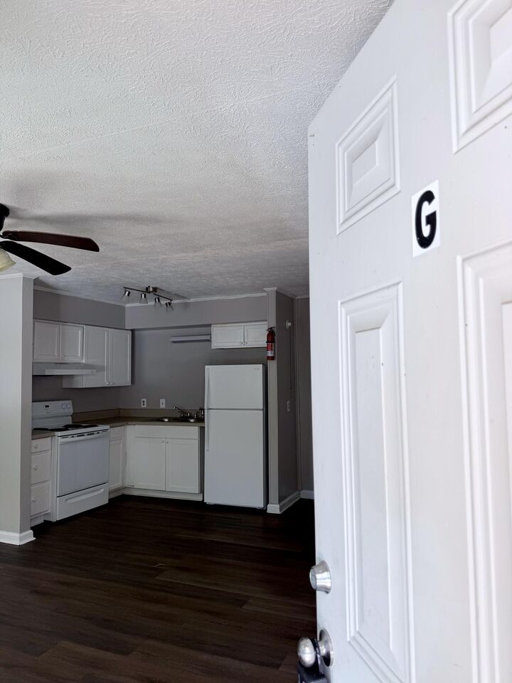 Property Photo: 1215 S Shields Ferry Road G TN 37814
