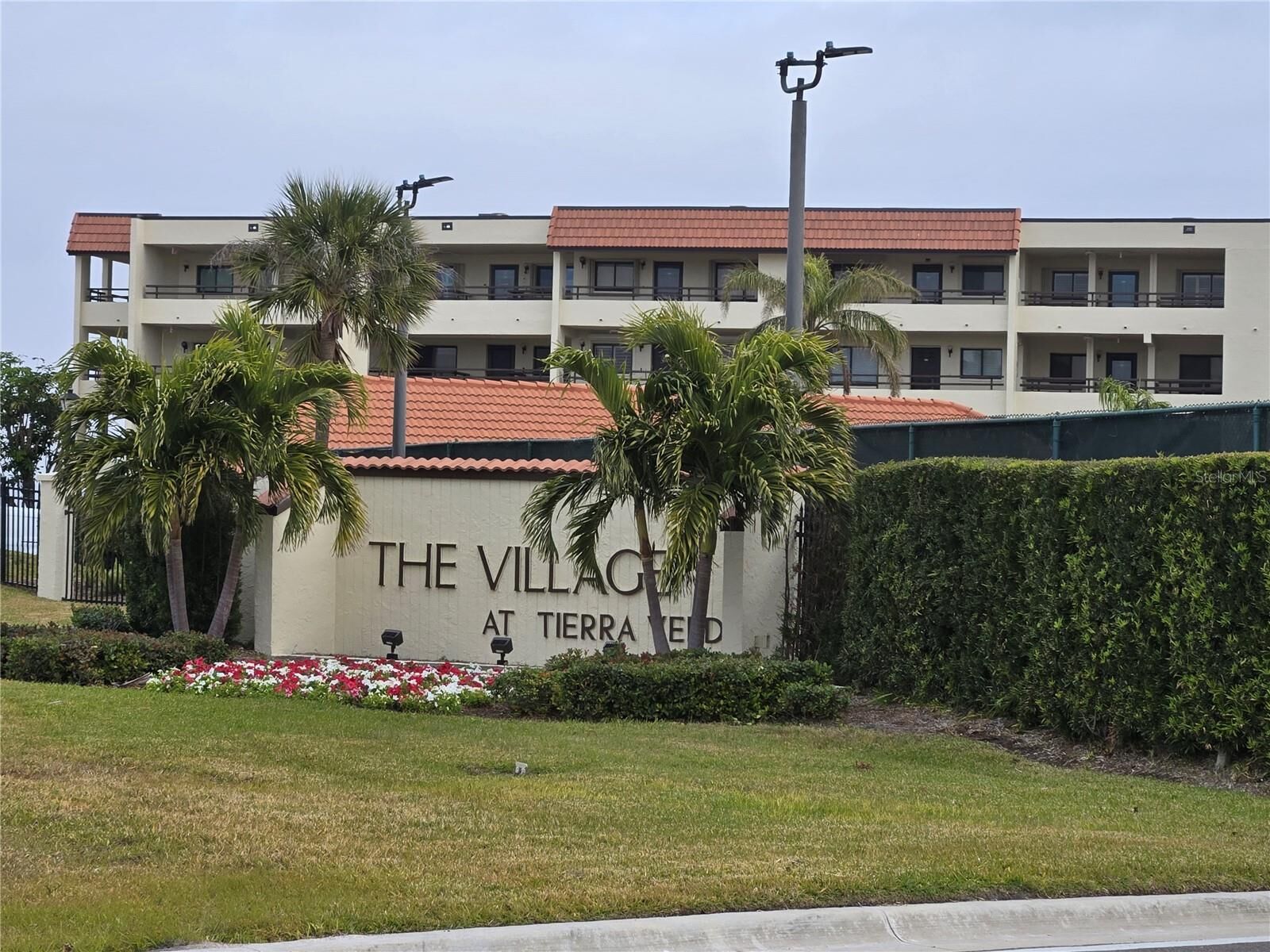 Property Photo:  106 1st Street E 213  FL 33715 