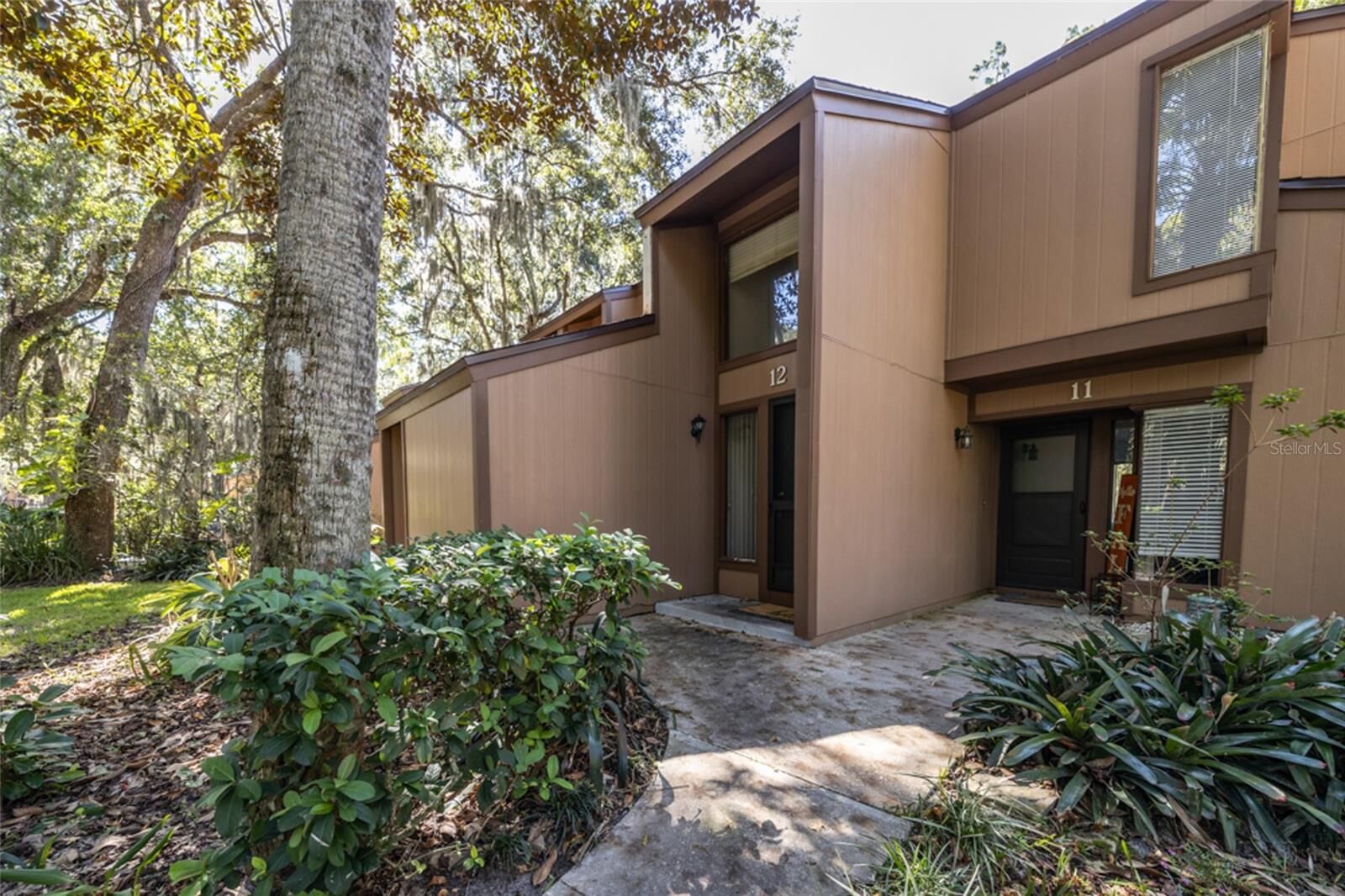 Property Photo: 12 Fairways Circle 12 FL 32137