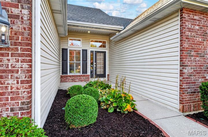Property Photo:  600 Sterling Terrace Drive  MO 63301 