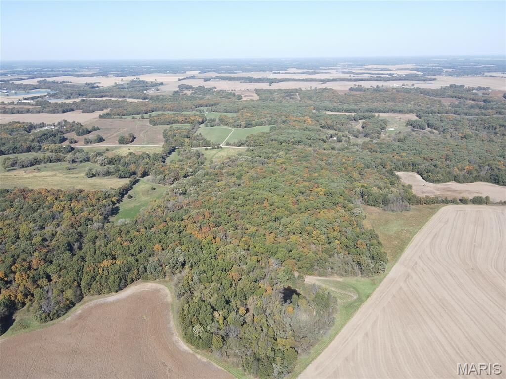 Property Photo: 70 Marion County Road 204 MO 63456