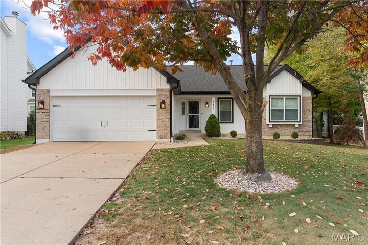 Property Photo:  1895 Lunenburg Drive  MO 63376 
