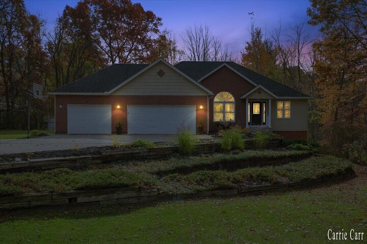 Property Photo:  5284 14 Mile Court NE  MI 49341 