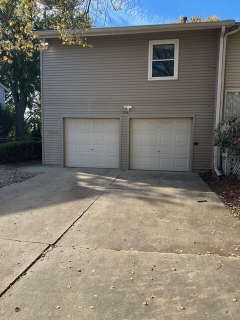Property Photo: 1530 Elder Drive IL 60506