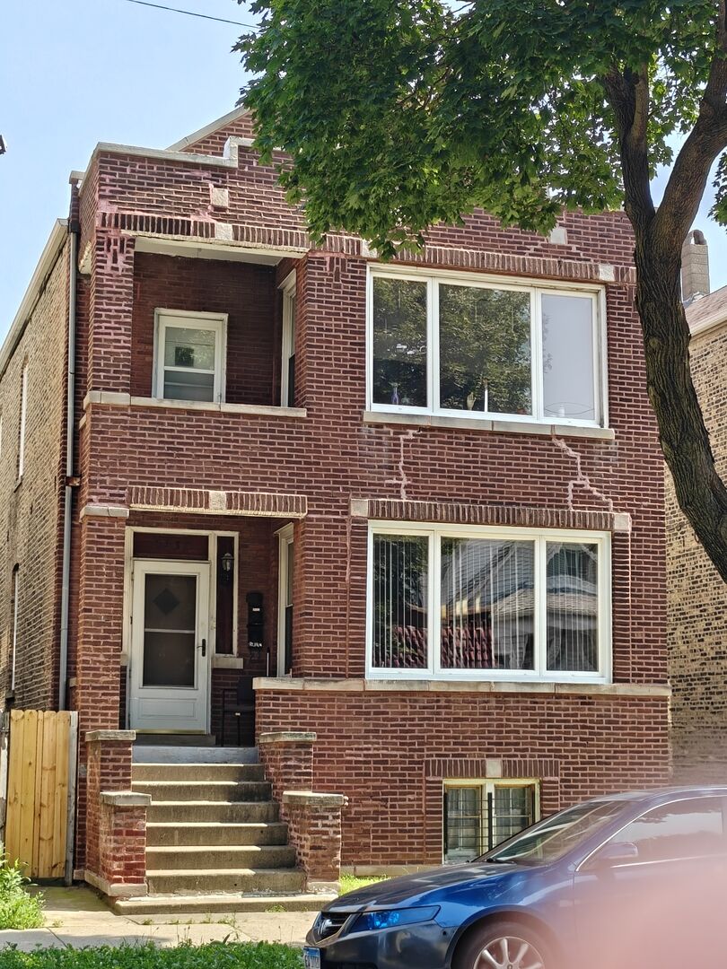 Property Photo:  3937 S California Avenue 2  IL 60632 