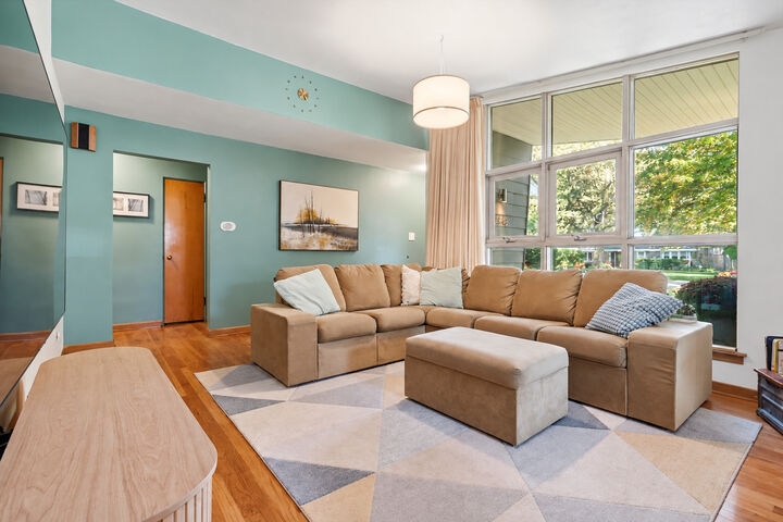 Property Photo:  2918 Witchwood Lane  IL 60087 
