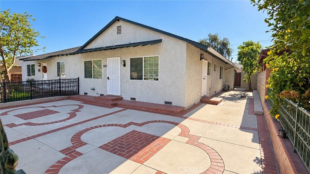Property Photo:  7881 Claybeck Avenue  CA 91352 