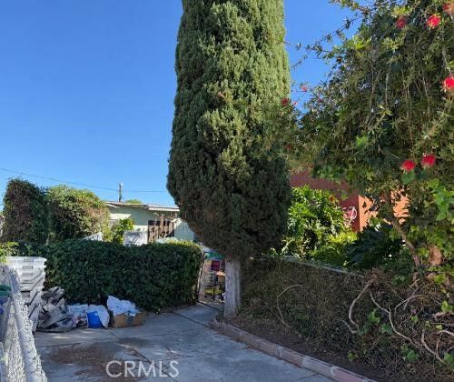 Property Photo:  22110 Elaine  CA 90716 