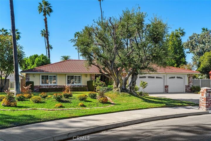 Property Photo: 6565 Lorraine CA 92506