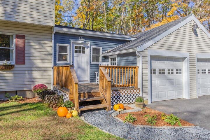 Property Photo: 6 Holmes Road ME 04072