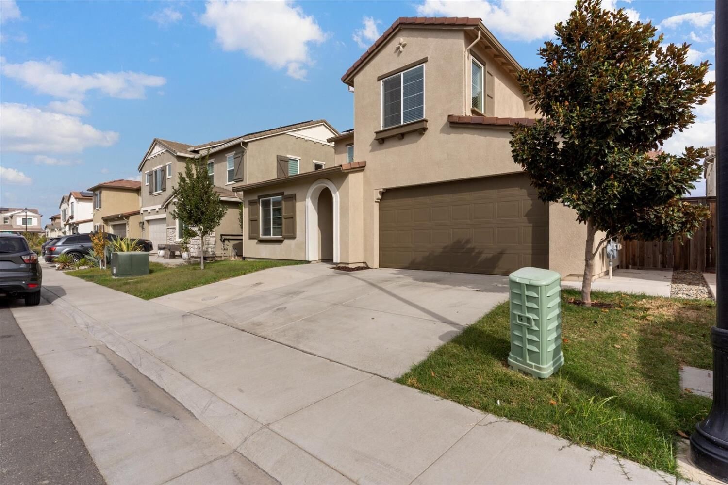 Property Photo: 8016 Sun Beam Way CA 95747