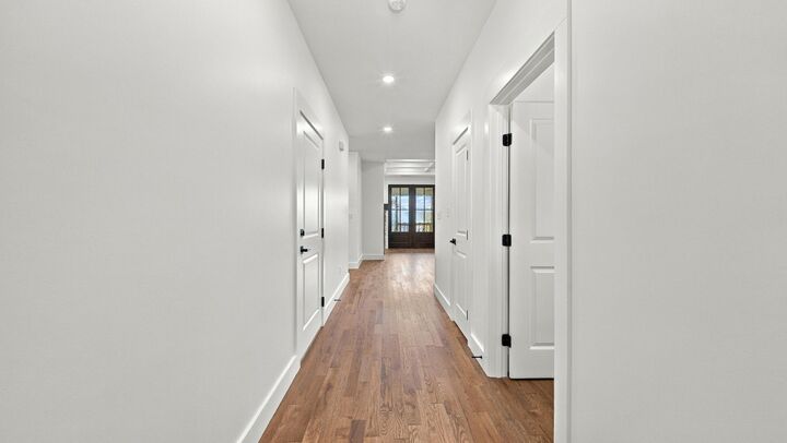 Property Photo: 1319 Labrea Drive TN 37421