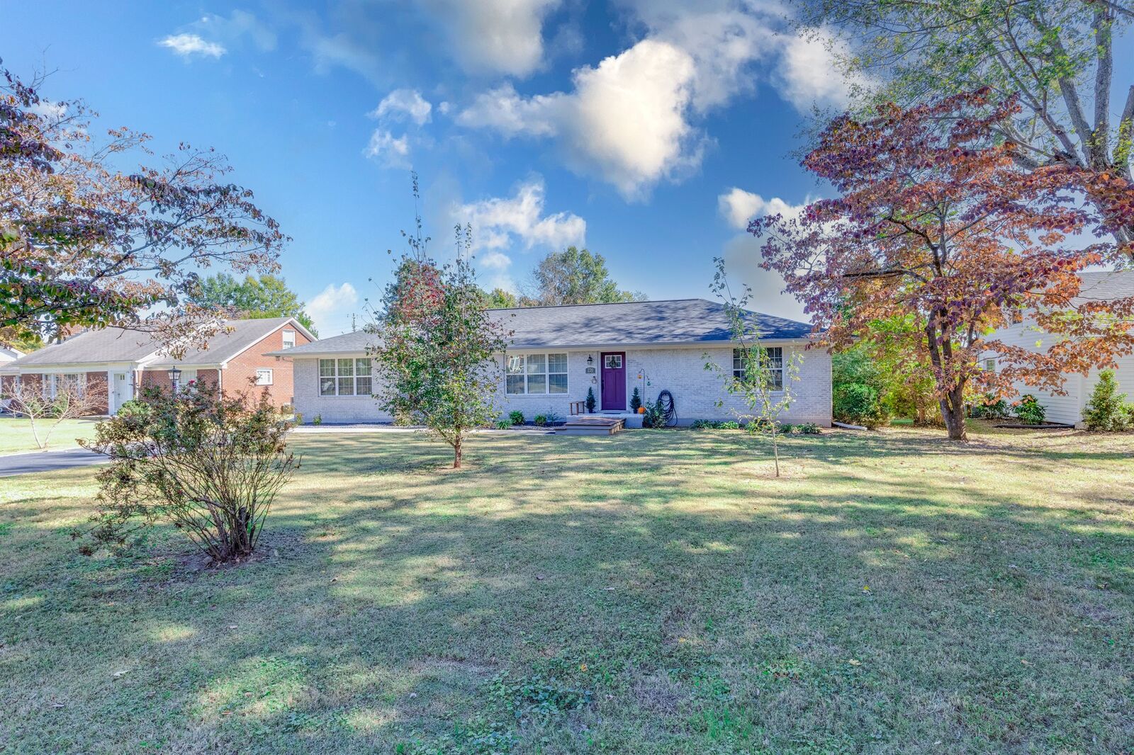 Property Photo: 220 Parkes Ave TN 38464