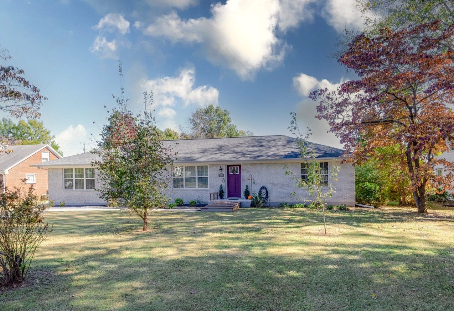 Property Photo: 220 Parkes Ave TN 38464