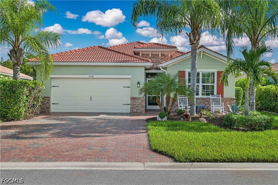 Property Photo:  15146 Yellow Wood Drive  FL 33920 
