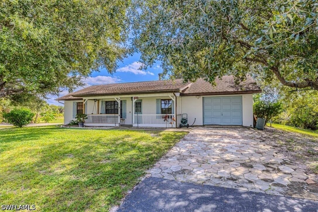Property Photo:  3810 24th Avenue NE  FL 34120 