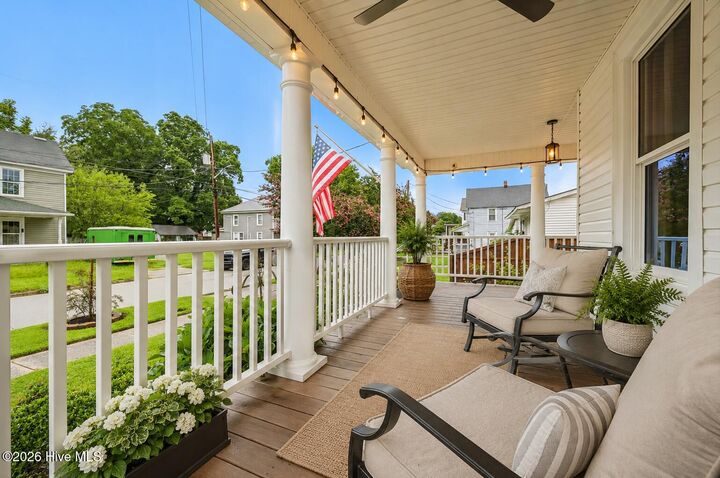 Property Photo:  409 Cedar Street  NC 27909 
