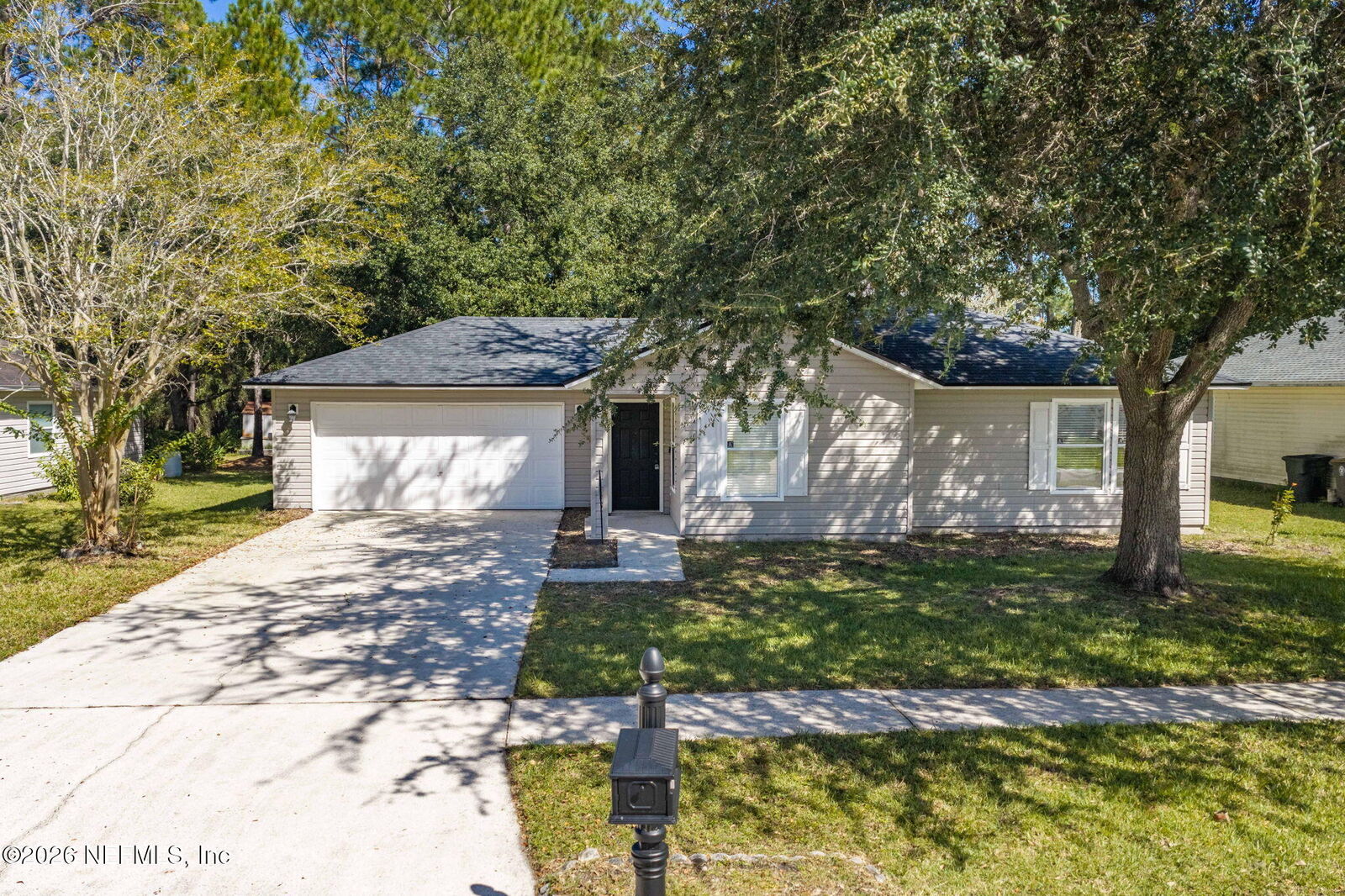 Property Photo:  6935 Kettle Creek Drive  FL 32222 